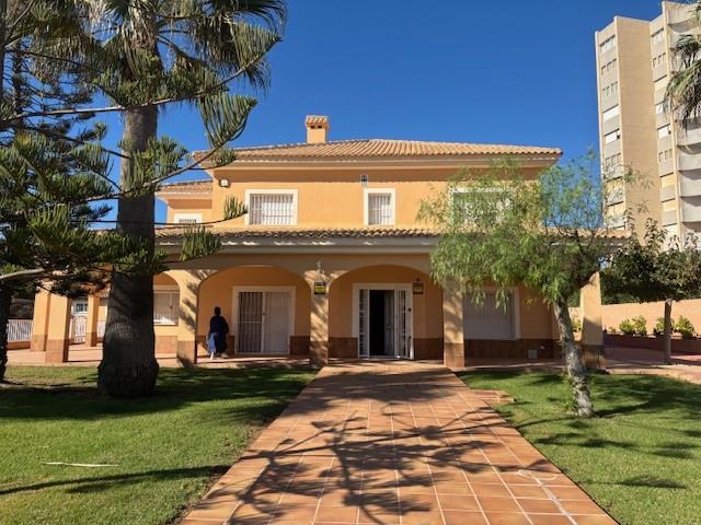 Image No.17-Villa de 8 chambres à vendre à La Manga del Mar Menor