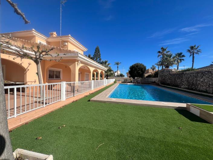 Image No.43-Villa de 8 chambres à vendre à La Manga del Mar Menor