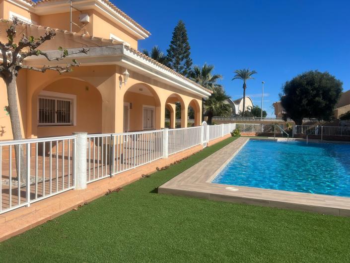 Image No.44-Villa de 8 chambres à vendre à La Manga del Mar Menor