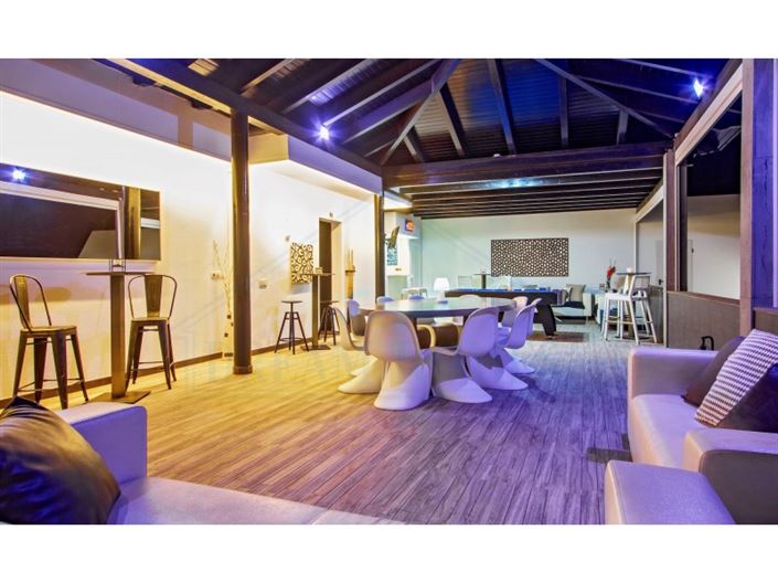 Image No.8-7 Bed House for sale