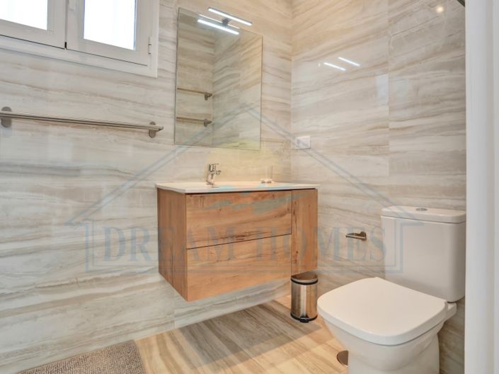 Image No.21-5 Bed Villa for sale