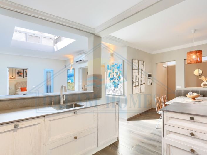 Image No.27-5 Bed Villa for sale