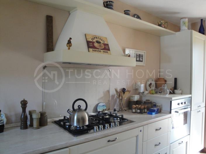 Image No.8-Ferme de 6 chambres à vendre à Barga