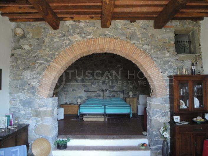 Image No.9-Ferme de 6 chambres à vendre à Barga