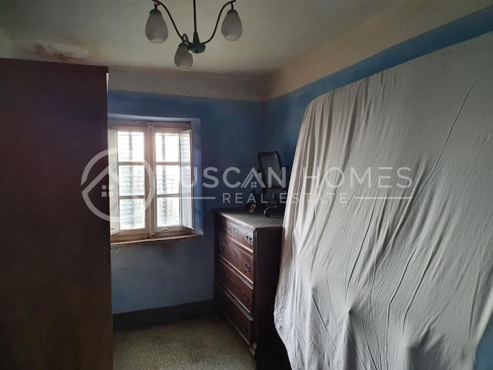 Image No.8-5 Bed Townhouse for sale