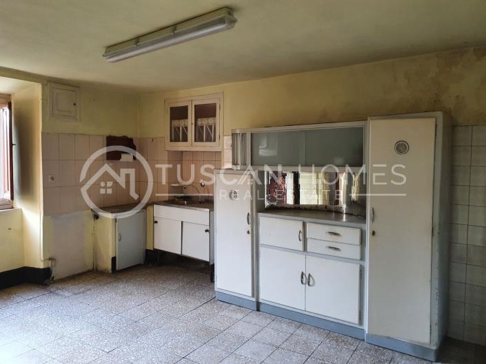 Image No.5-5 Bed Townhouse for sale