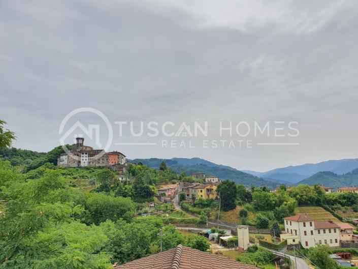 Image No.8-4 Bed House for sale