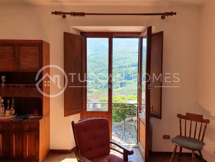 Image No.3-Maison de 3 chambres à vendre à Castelnuovo di Garfagnana