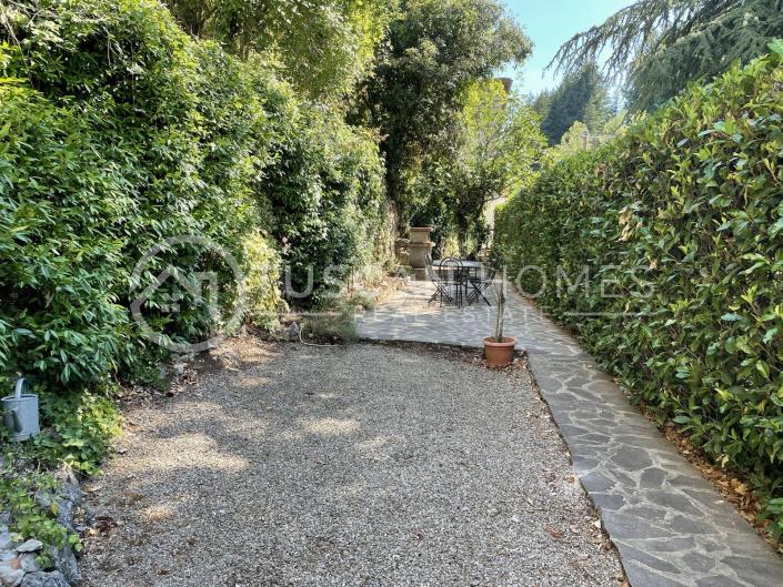 Image No.14-2 Bed Townhouse for sale