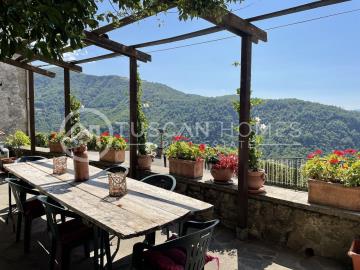 1 - Barga, Townhouse