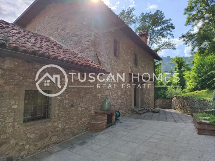 Image No.14-4 Bed Farmhouse for sale