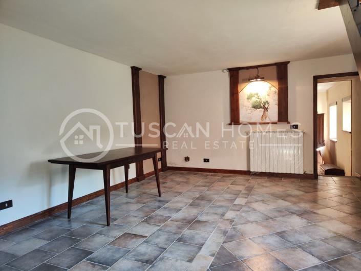 Image No.28-4 Bed Farmhouse for sale