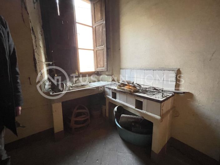 Image No.30-Villa de 6 chambres à vendre à Barga