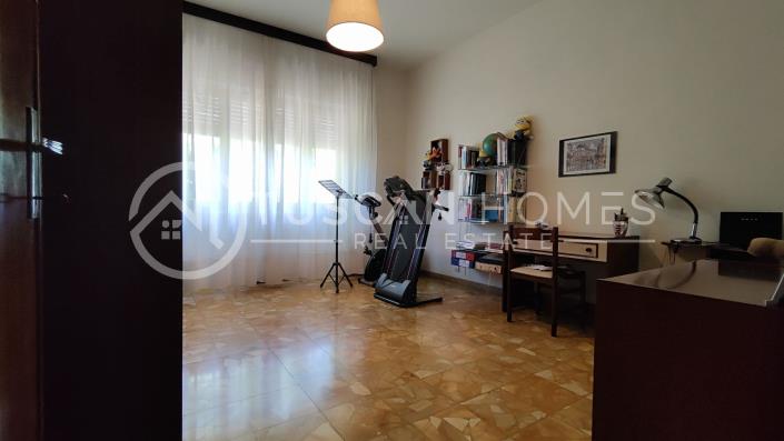 Image No.18-4 Bed Villa for sale