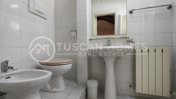 Image No.29-9 Bed Hotel for sale