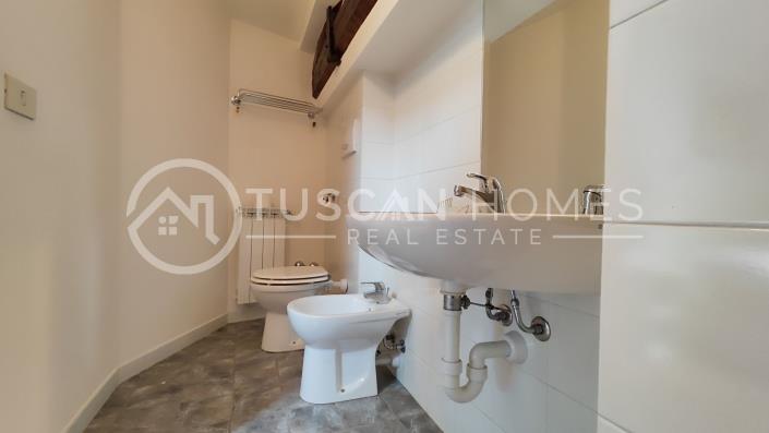 Image No.21-9 Bed Hotel for sale