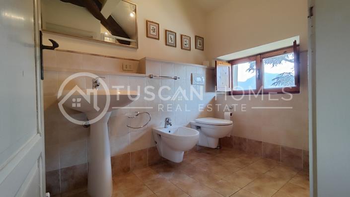 Image No.30-9 Bed Hotel for sale