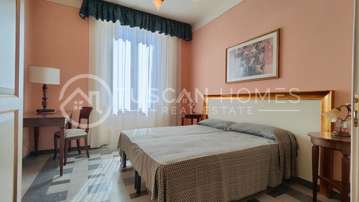 Image No.50-9 Bed Hotel for sale