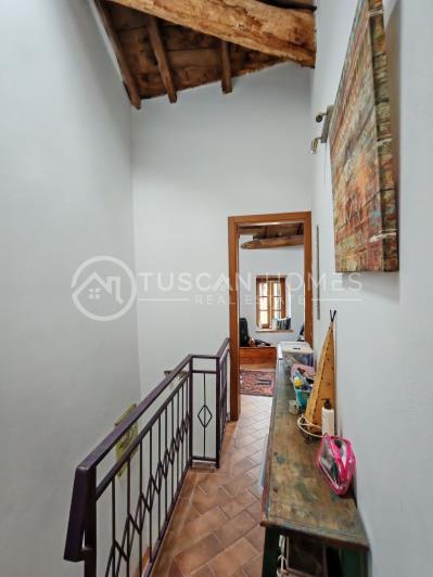 Image No.8-2 Bed Townhouse for sale