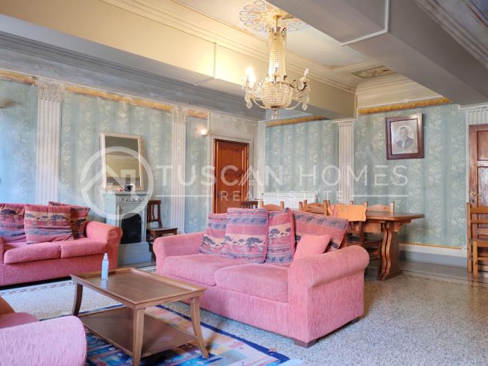 Image No.18-4 Bed Apartment for sale