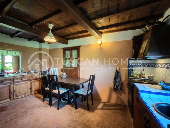 Image No.3-Ferme de 3 chambres à vendre à Molazzana