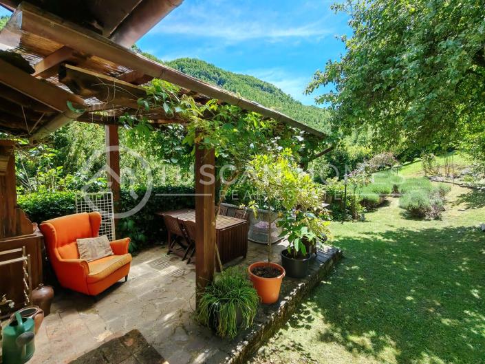 Image No.5-Ferme de 3 chambres à vendre à Molazzana