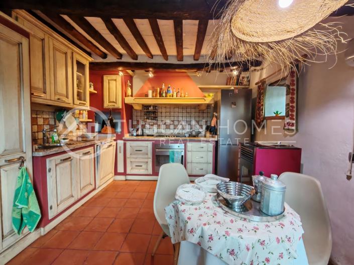 Image No.2-Maison de campagne de 3 chambres à vendre à Barga