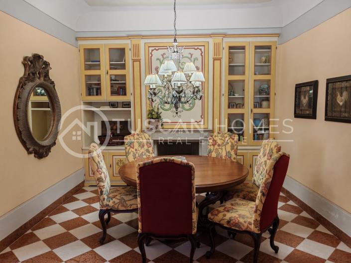 Image No.2-4 Bed Apartment for sale