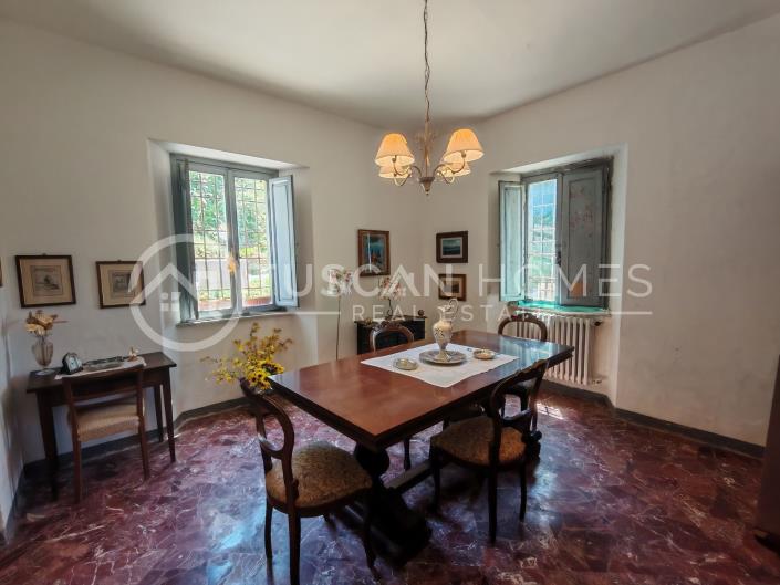 Image No.3-Ferme de 4 chambres à vendre à Castelnuovo di Garfagnana