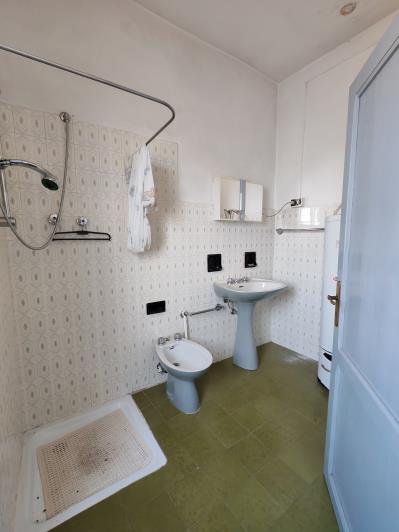 Image No.17-2 Bed Villa / Detached for sale