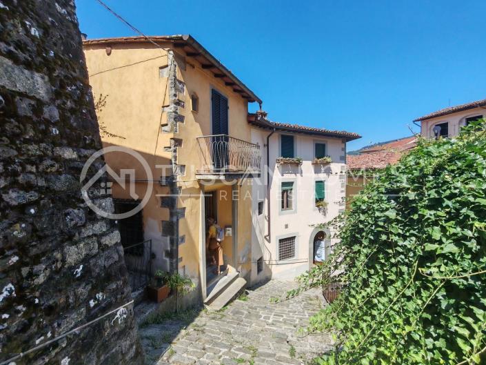 Image No.8-2 Bed Townhouse for sale