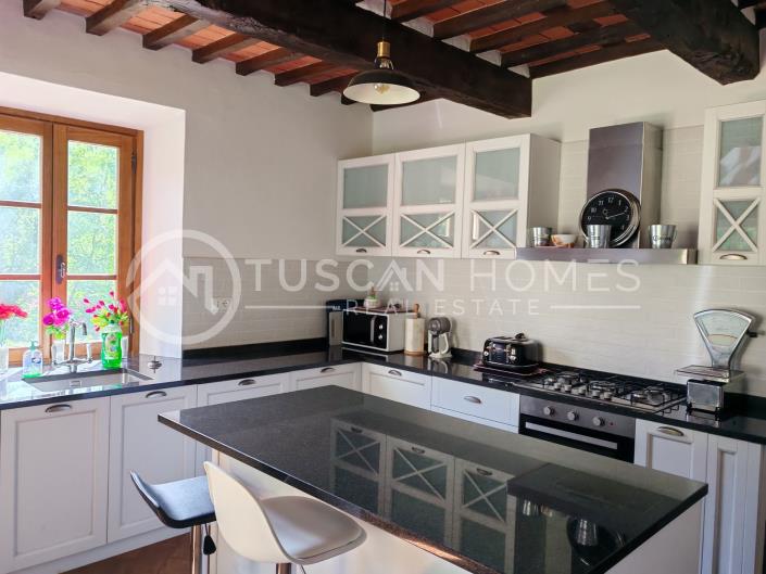 Image No.6-Ferme de 6 chambres à vendre à Barga