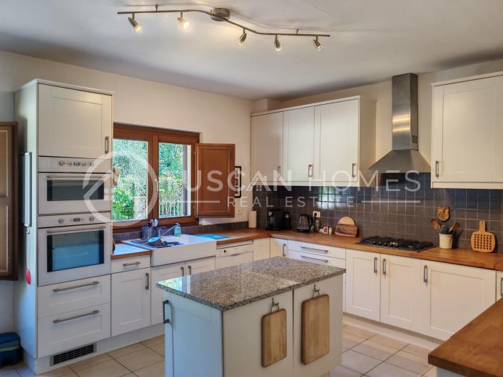 Image No.2-Villa de 4 chambres à vendre à Coreglia Antelminelli