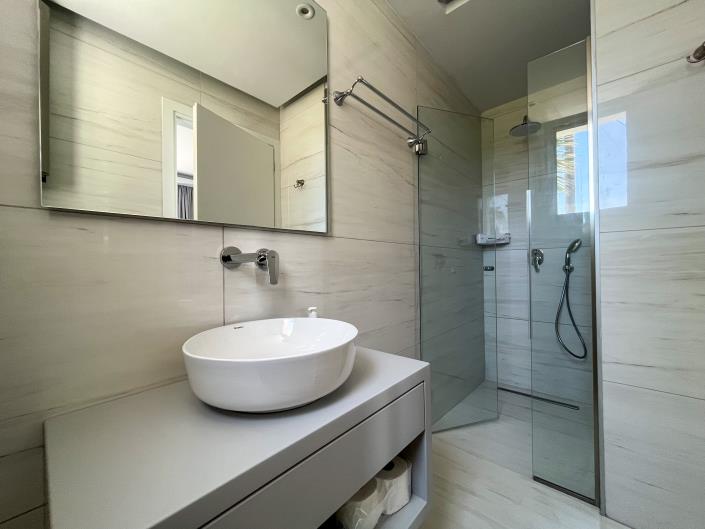 Image No.26-3 Bed Villa for sale