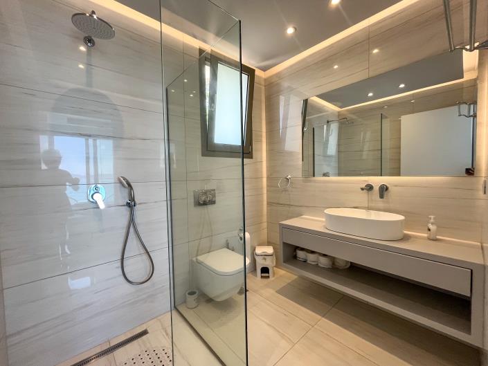 Image No.42-3 Bed Villa for sale