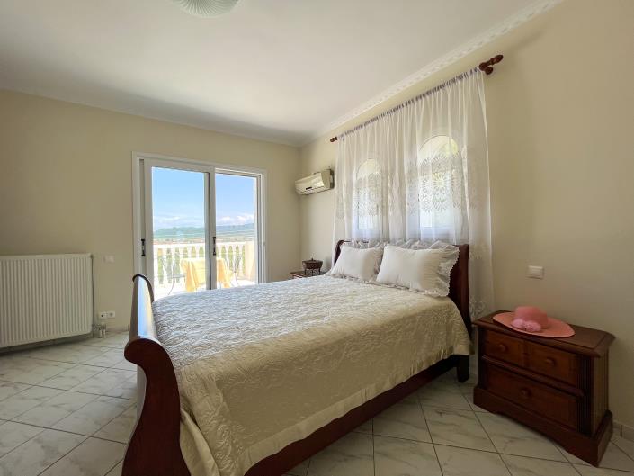 Image No.45-5 Bed Villa for sale