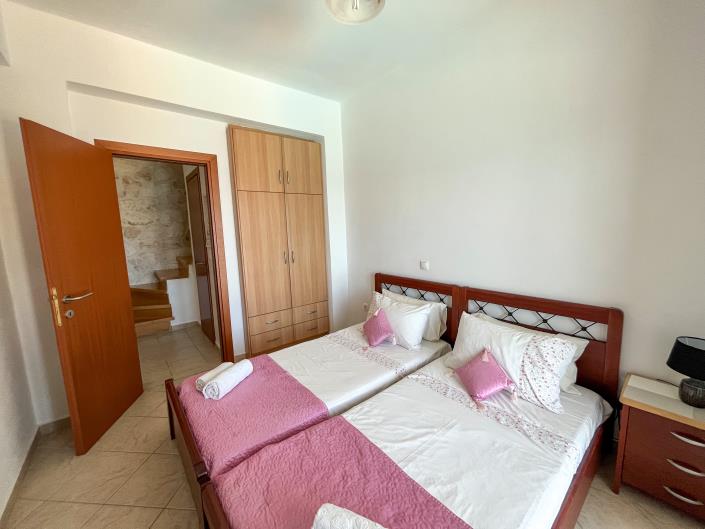 Image No.42-3 Bed Villa for sale