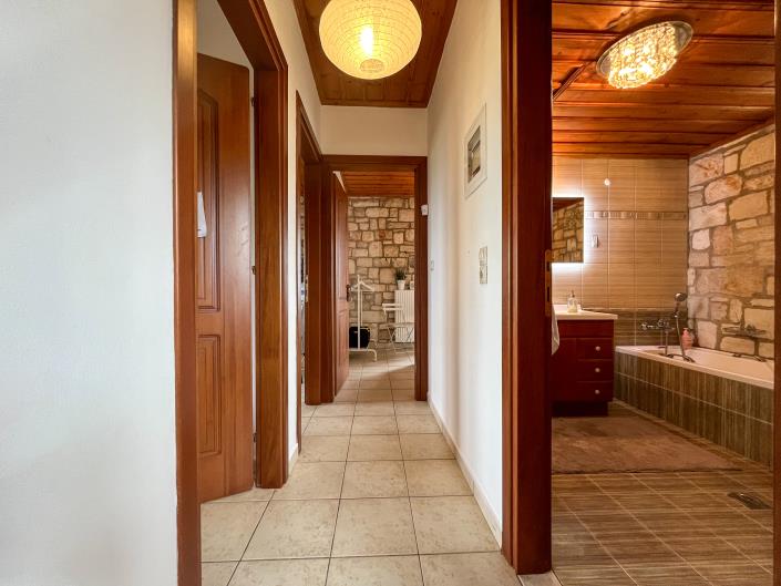 Image No.26-3 Bed Villa / Detached for sale