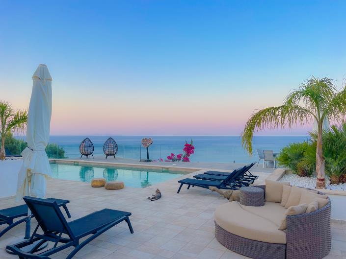 Image No.3-4 Bed Villa / Detached for sale