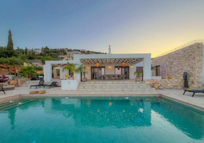 Image No.5-4 Bed Villa / Detached for sale