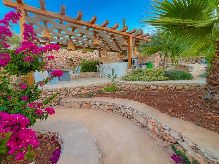 Image No.12-4 Bed Villa / Detached for sale