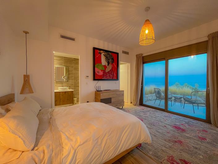 Image No.52-4 Bed Villa / Detached for sale