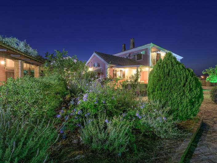 Image No.21-Villa / Détaché de 8 chambres à vendre à Zante