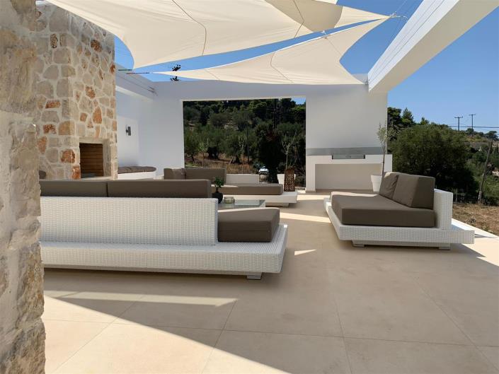 Image No.16-2 Bed Villa for sale