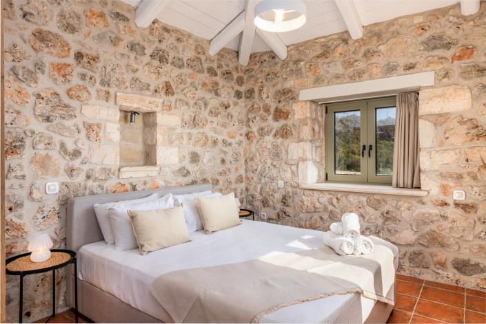 Image No.39-5 Bed Villa for sale