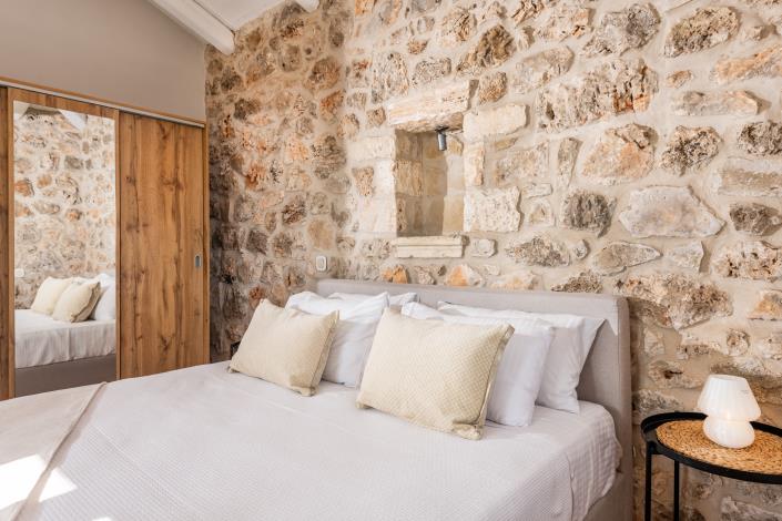 Image No.41-5 Bed Villa for sale