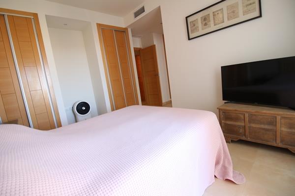 Image No.23-2 Bed Apartment for sale