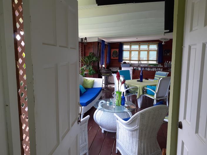 Image No.10-5 Bed House for sale