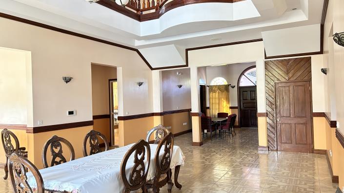 Image No.28-4 Bed Mansion for sale