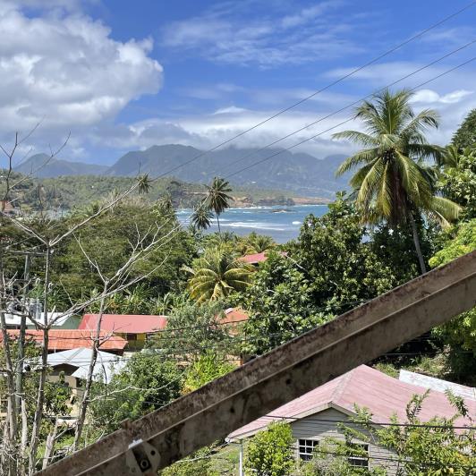 Image No.16-Commercial de 6 chambres à vendre à Calibishie